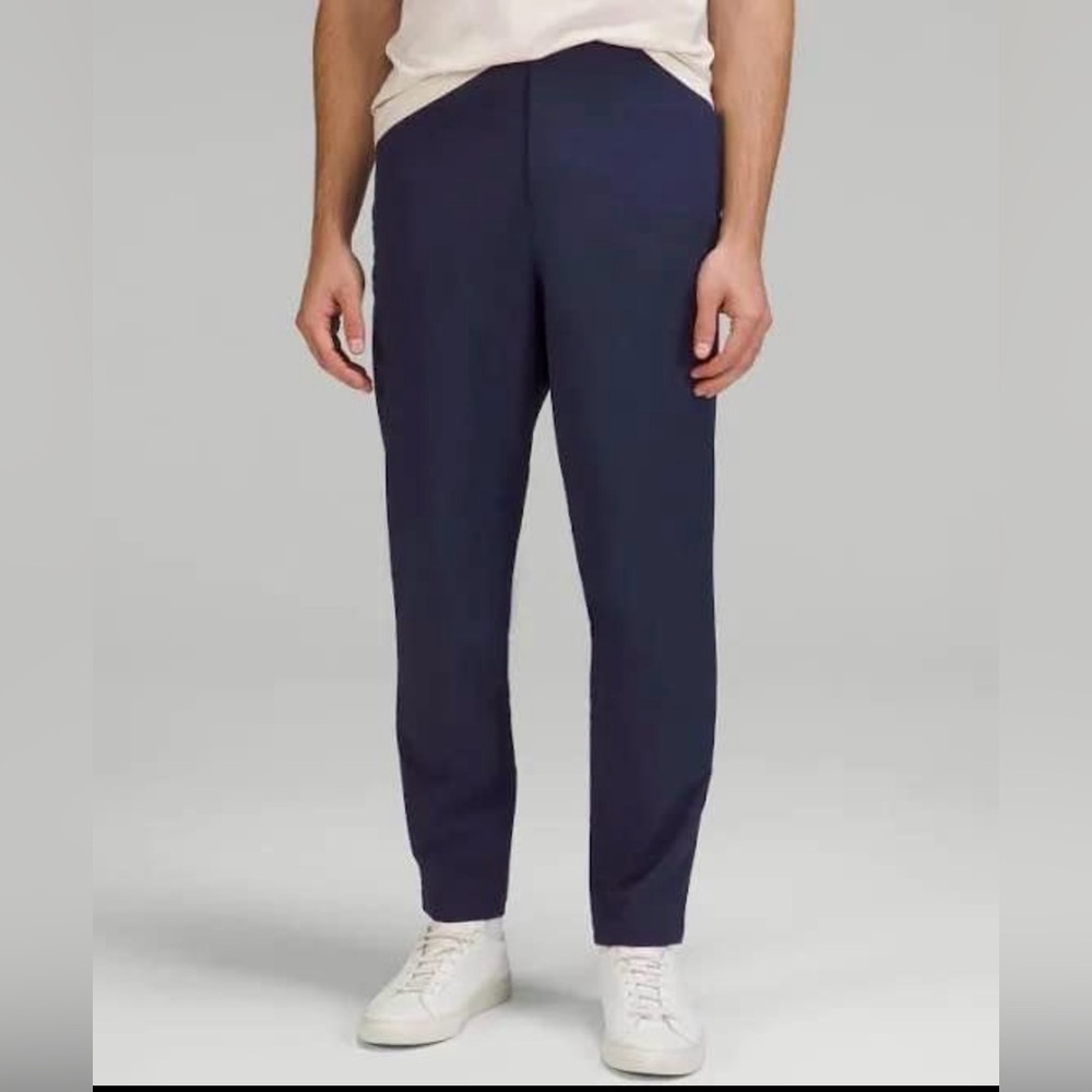 LULULEMON Mens navy blue nylon travel sport pants 34 waist! Excellent!